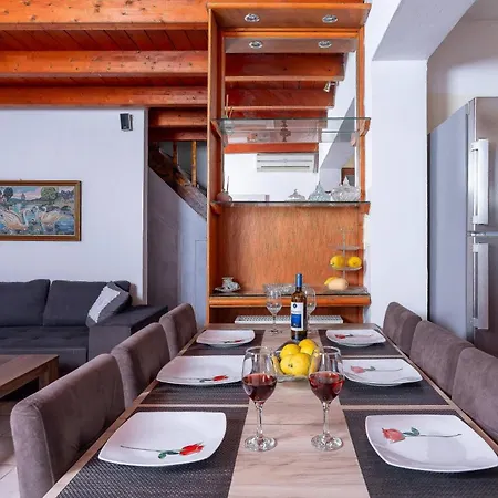 Vadina 1 Apartment